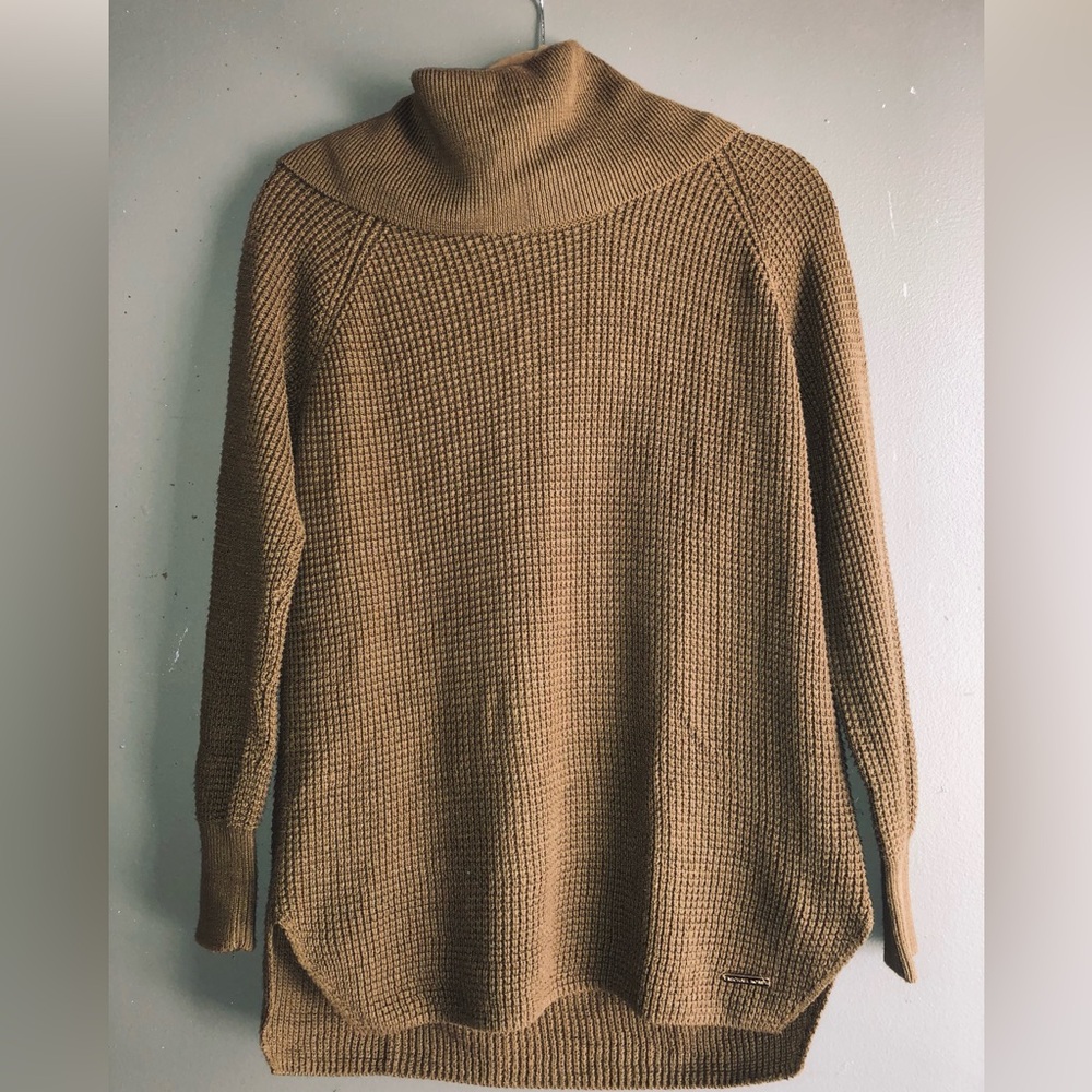 Michael Kors Cozy olive green Turtleneck Sweater - Picture 6 of 10